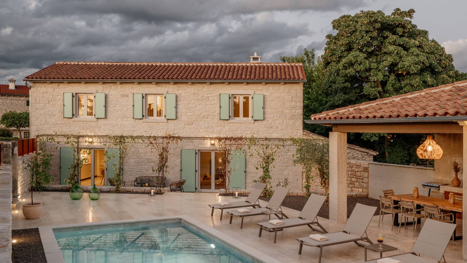 Villa lapidea istra
