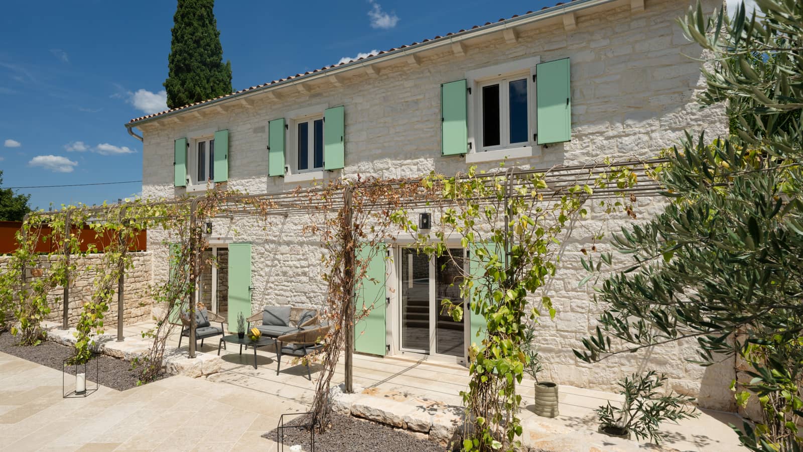 Villa lapidea istra