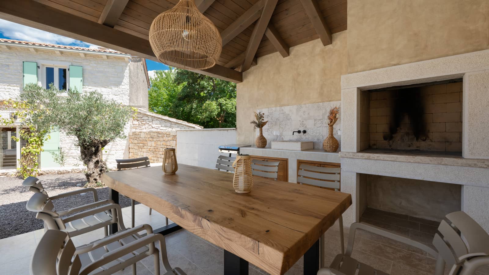 Villa lapidea istra